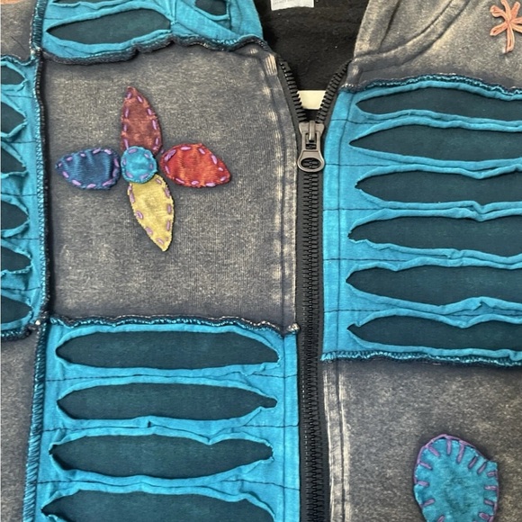 Nepali Patchwork Razor Cut Embroidered Boho Hippy Festival Hooded Jacket S/M - Picture 4 of 15